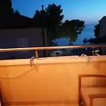 Magdalena Galileo Sa Pogledom Na I Plazu *