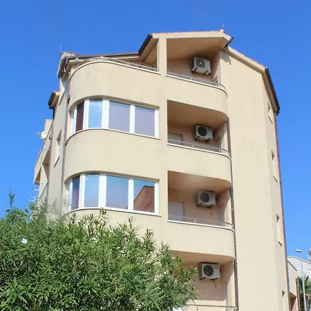 Magdalena Galileo Plaza *